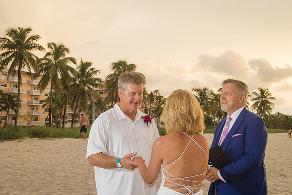 2023-10-09 Sunrise Wedding Smathers Beach,  Key West -0801