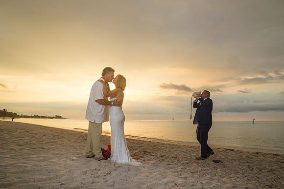 2023-10-09 Sunrise Wedding Smathers Beach,  Key West -0829