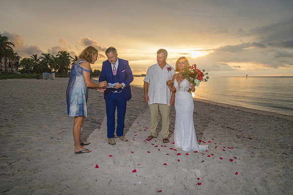 2023-10-09 Sunrise Wedding Smathers Beach,  Key West -0877