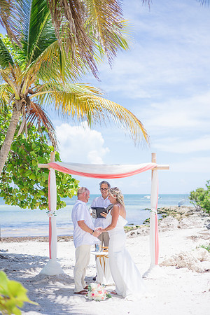 2023-07-30 Jennifer and Tim Smathers Beach Wedding, Key West -3142