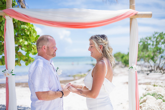 2023-07-30 Jennifer and Tim Smathers Beach Wedding, Key West -3159
