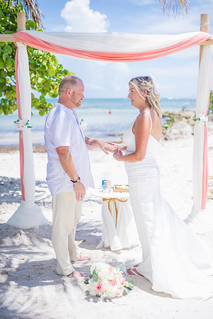 2023-07-30 Jennifer and Tim Smathers Beach Wedding, Key West -3196