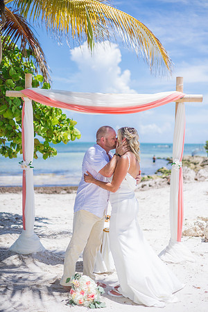 2023-07-30 Jennifer and Tim Smathers Beach Wedding, Key West -3251