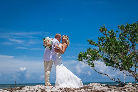 2023-07-30 Jennifer and Tim Smathers Beach Wedding, Key West -3311