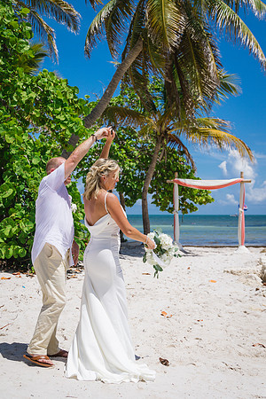 2023-07-30 Jennifer and Tim Smathers Beach Wedding, Key West -3373