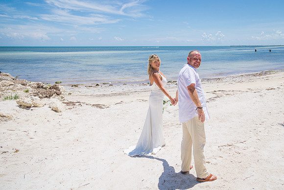 2023-07-30 Jennifer and Tim Smathers Beach Wedding, Key West -3422