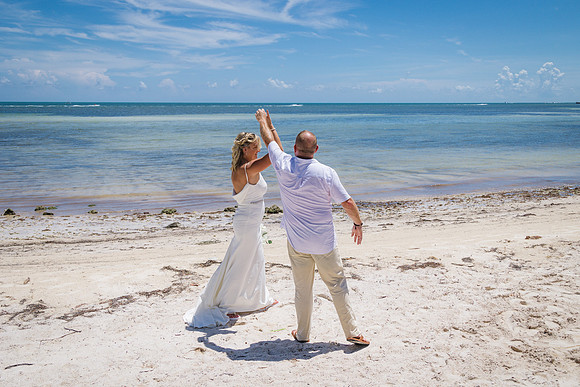 2023-07-30 Jennifer and Tim Smathers Beach Wedding, Key West -3443