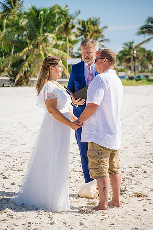 2023-10-06 Jaime and Grady Wedding at Higgs Beach, Key West -9182
