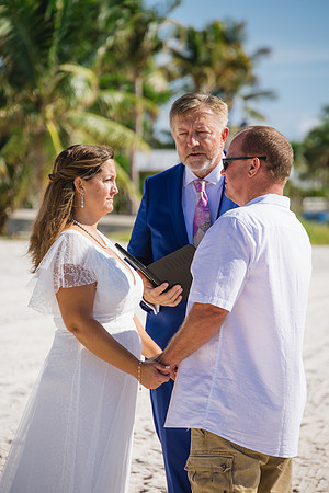 2023-10-06 Jaime and Grady Wedding at Higgs Beach, Key West -9185