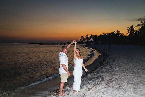 2023-09-19 Sunset Wedding Vow Renewal Smathers Beach, Key West -7934