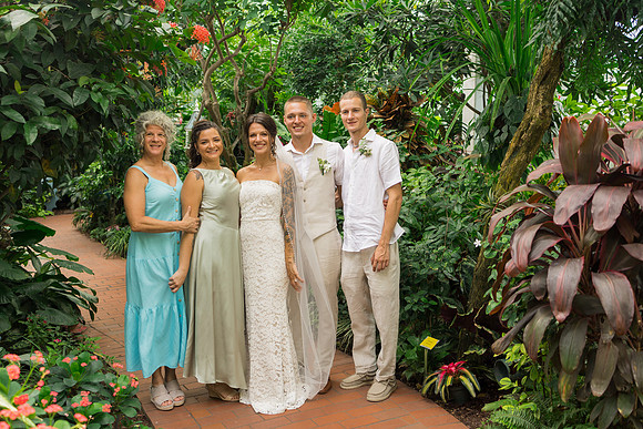 2023-09-06 Darby  and Connor  Ceremony Family Photos_-40