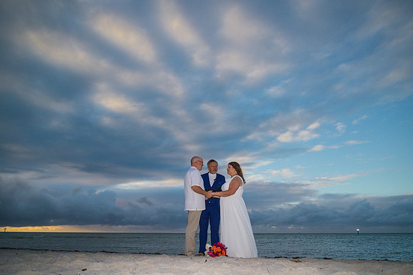 2023-09-26 Smathers Beach  Wedding Ceremony at Smathers Beach, Key West Part1-34