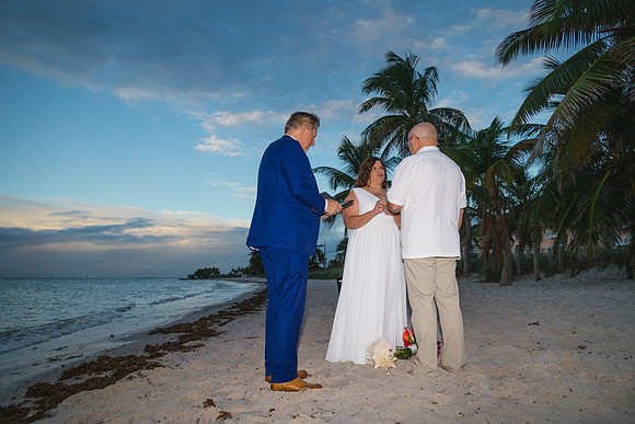 2023-09-26 Smathers Beach  Wedding Ceremony at Smathers Beach, Key West Part1-39