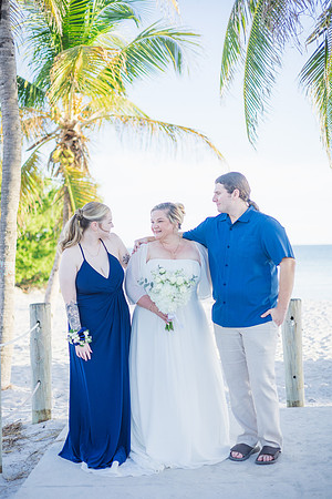 2023-10-23 Tracy and Scott Wedding at Smathers Beach, Key West -9033