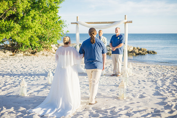2023-10-23 Tracy and Scott Wedding at Smathers Beach, Key West -9126