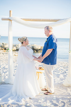 2023-10-23 Tracy and Scott Wedding at Smathers Beach, Key West -9245