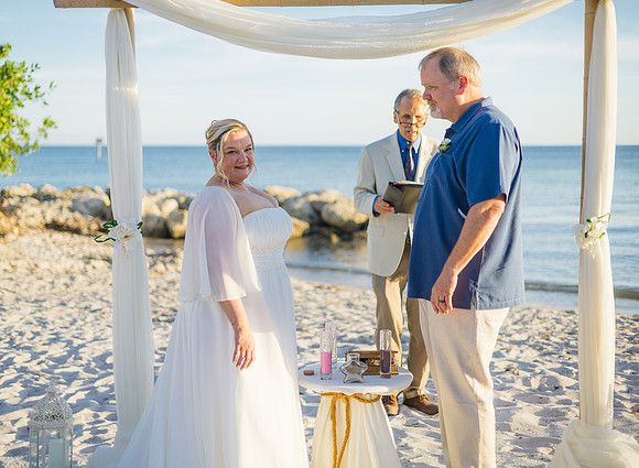 2023-10-23 Tracy and Scott Wedding at Smathers Beach, Key West -9252