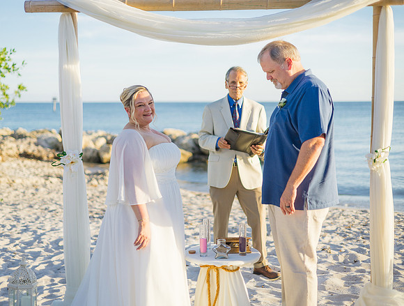 2023-10-23 Tracy and Scott Wedding at Smathers Beach, Key West -9251