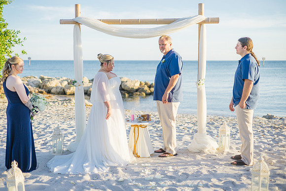 2023-10-23 Tracy and Scott Wedding at Smathers Beach, Key West -9256