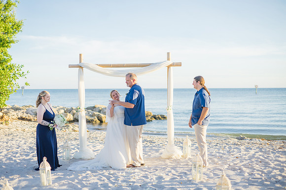 2023-10-23 Tracy and Scott Wedding at Smathers Beach, Key West -9288