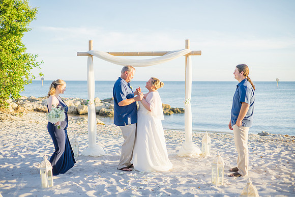 2023-10-23 Tracy and Scott Wedding at Smathers Beach, Key West -9306