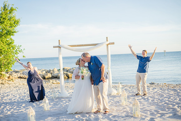 2023-10-23 Tracy and Scott Wedding at Smathers Beach, Key West -9325