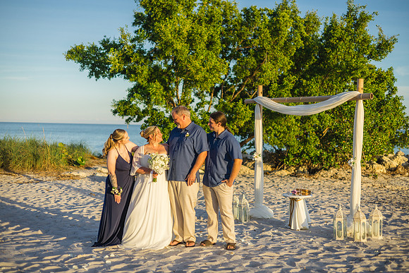 2023-10-23 Tracy and Scott Wedding at Smathers Beach, Key West -9350