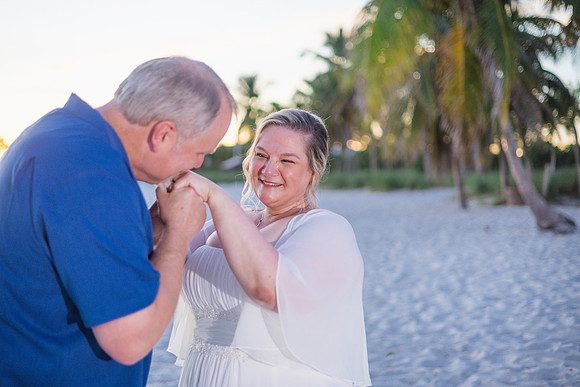 2023-10-23 Tracy and Scott Wedding at Smathers Beach, Key West -9393