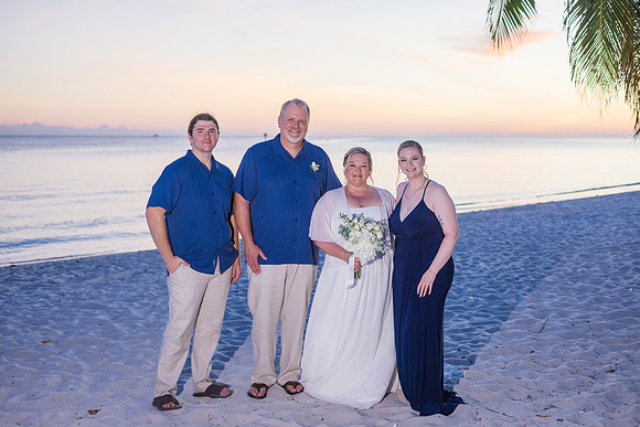 2023-10-23 Tracy and Scott Wedding at Smathers Beach, Key West -9408
