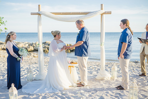 2023-10-23 Tracy and Scott Wedding at Smathers Beach, Key West -9220