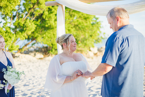 2023-10-23 Tracy and Scott Wedding at Smathers Beach, Key West -9222