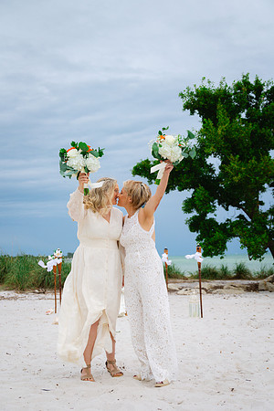 2023-10-19 Kathryn and Jennifer Smathers Beach Key West-6851