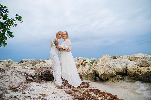 2023-10-19 Kathryn and Jennifer Smathers Beach Key West-6857
