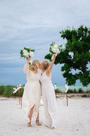 2023-10-19 Kathryn and Jennifer Smathers Beach Key West-6849