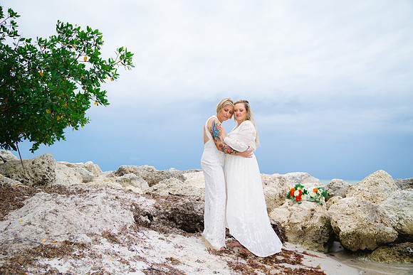 2023-10-19 Kathryn and Jennifer Smathers Beach Key West-6870