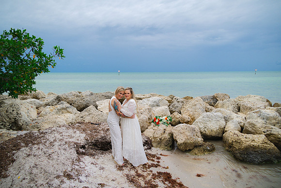 2023-10-19 Kathryn and Jennifer Smathers Beach Key West-6861