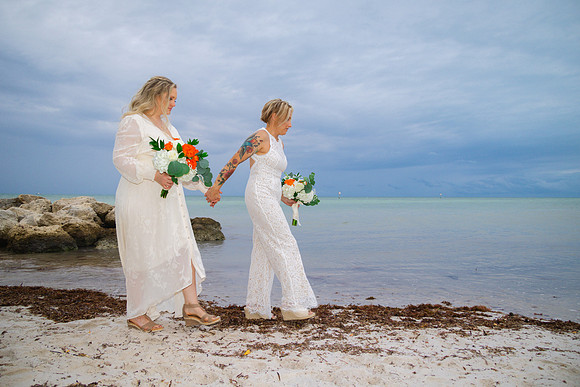 2023-10-19 Kathryn and Jennifer Smathers Beach Key West-6892