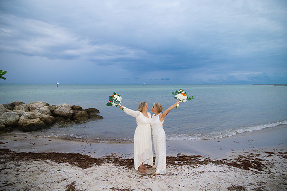 2023-10-19 Kathryn and Jennifer Smathers Beach Key West-6942