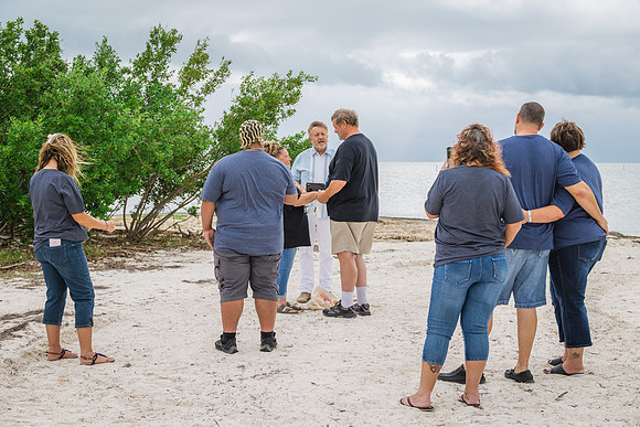 2023-10-19 Malinda and Mike Sambrero Beach Key West part1-6660