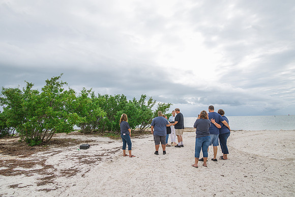 2023-10-19 Malinda and Mike Sambrero Beach Key West part1-6665
