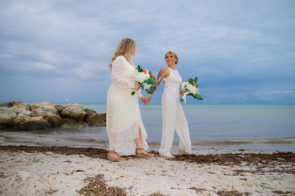 2023-10-19 Kathryn and Jennifer Smathers Beach Key West-6906