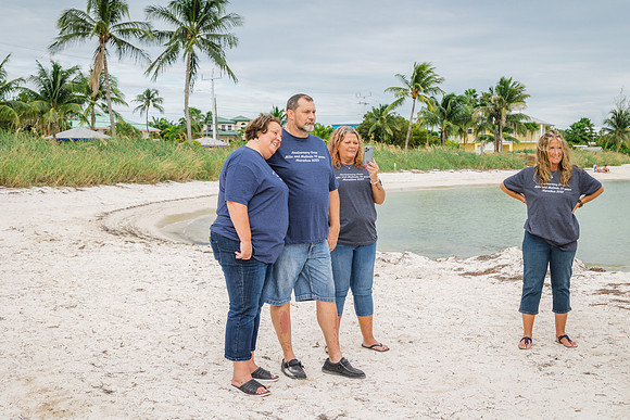 2023-10-19 Malinda and Mike Sambrero Beach Key West part1-6709