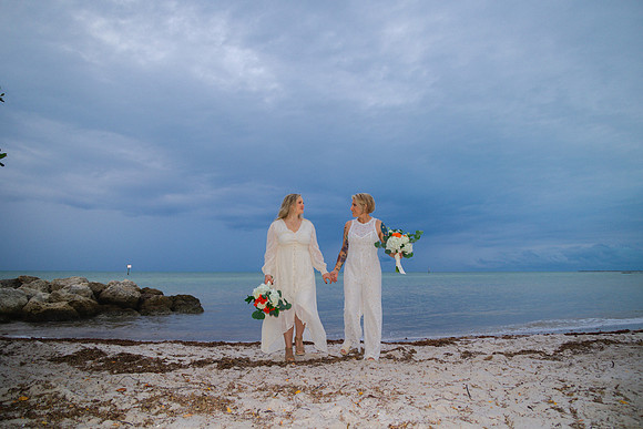 2023-10-19 Kathryn and Jennifer Smathers Beach Key West-6953