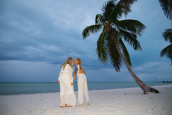 2023-10-19 Kathryn and Jennifer Smathers Beach Key West-7018