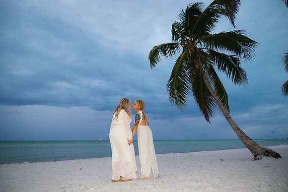 2023-10-19 Kathryn and Jennifer Smathers Beach Key West-7024