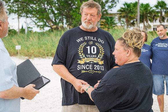 2023-10-19 Malinda and Mike Sambrero Beach Key West part1-6657