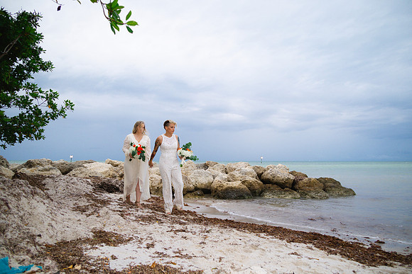 2023-10-19 Kathryn and Jennifer Smathers Beach Key West-6894