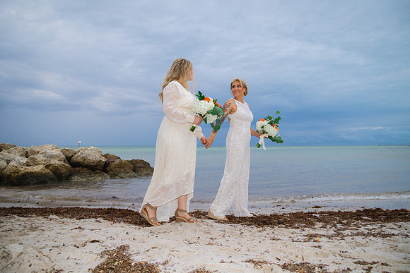 2023-10-19 Kathryn and Jennifer Smathers Beach Key West-6907