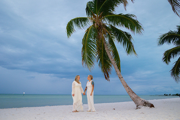 2023-10-19 Kathryn and Jennifer Smathers Beach Key West-6977