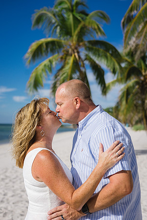 2023-10-23 Laura and Dave Smathers Beach Key West-9501